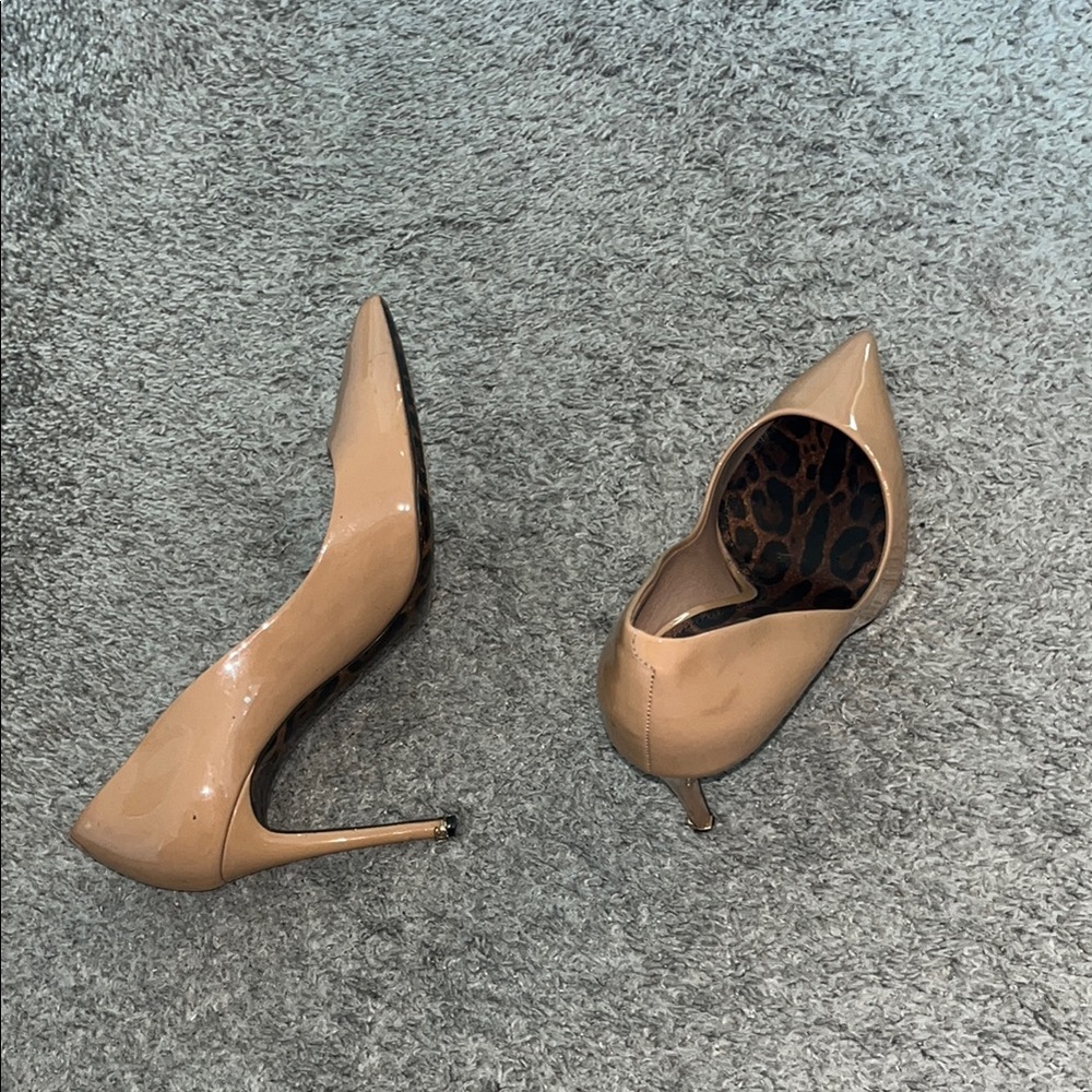 Elegant Dolce and Gabana Tan Stiletto Heels